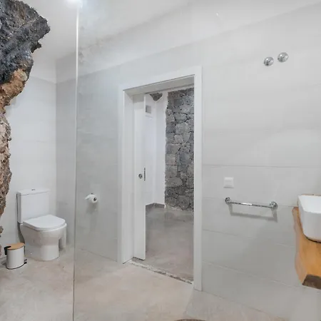 Luxury La Cueva Del Guanche منزل ريفي أذيخي