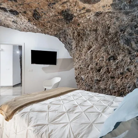 Luxury La Cueva Del Guanche أذيخي