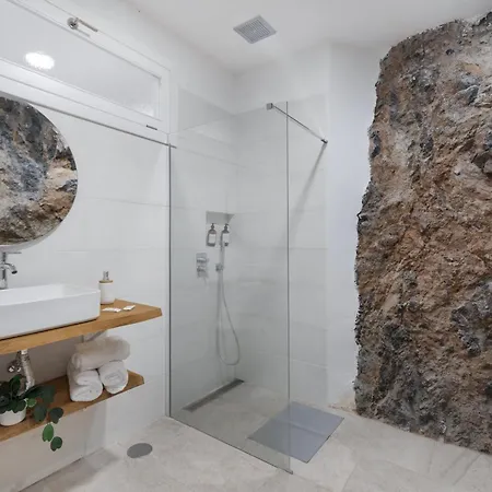 Luxury La Cueva Del Guanche منزل ريفي